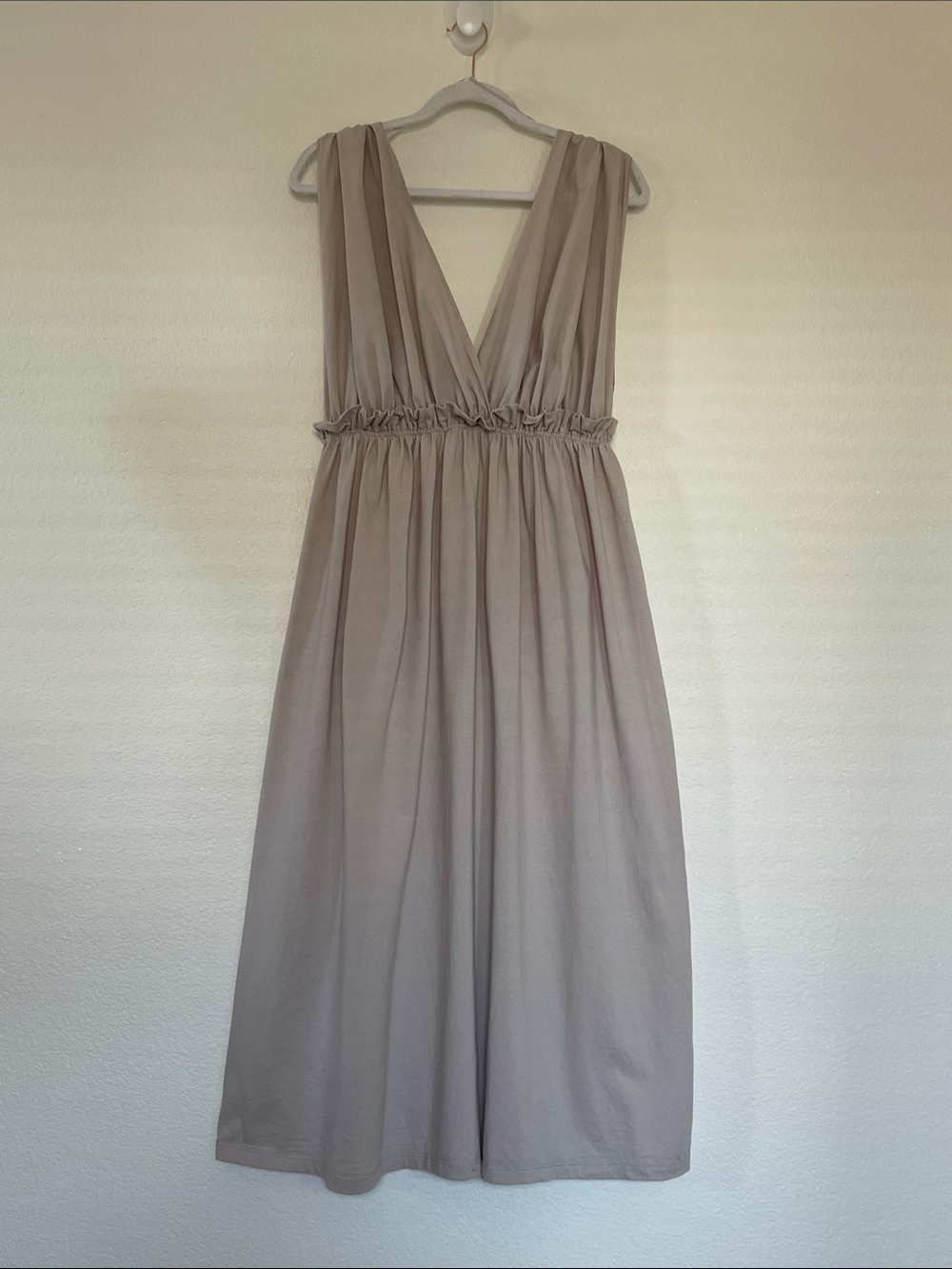 Zara Sleeveless V-Neck Midi Dress in Taupe